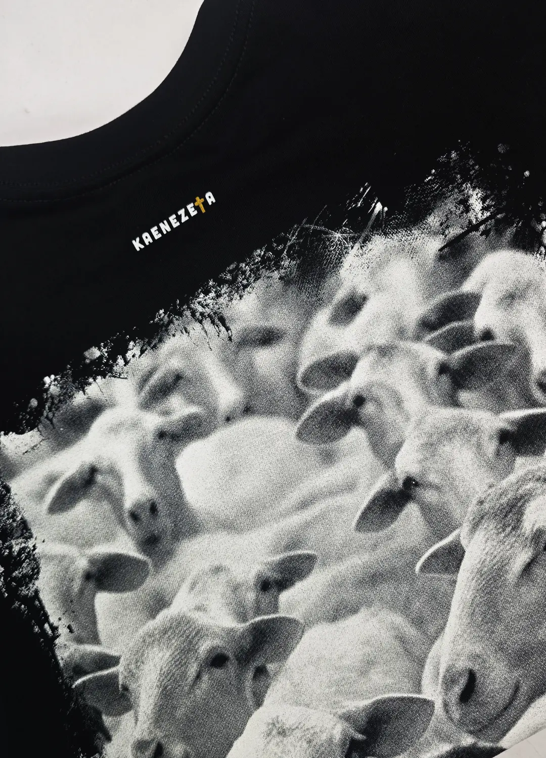 CAMISETA NEGRA OVERSIZE OVEJA NEGRA - Imagen 3