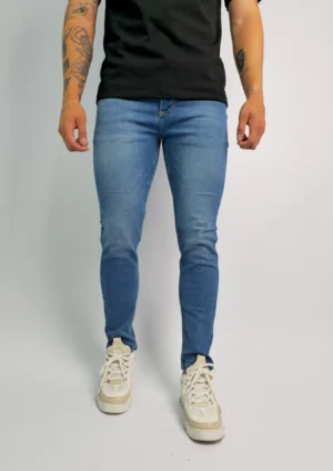 Jean Classic Unicolor Azul Claro